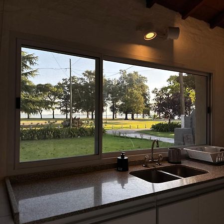 Casa Chalet Ensuenos Vista A La Laguna Chascomús エクステリア 写真