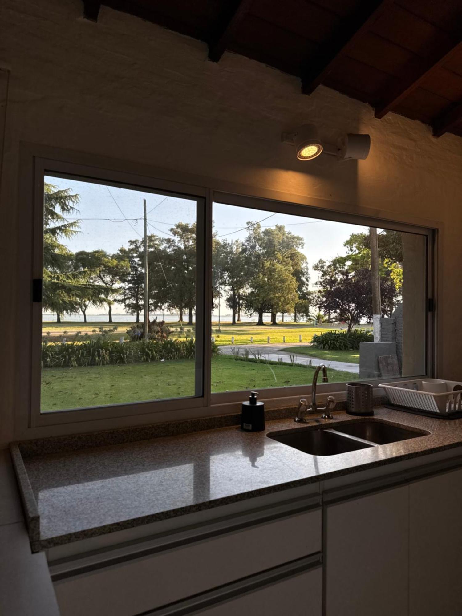 Casa Chalet Ensuenos Vista A La Laguna Chascomús エクステリア 写真